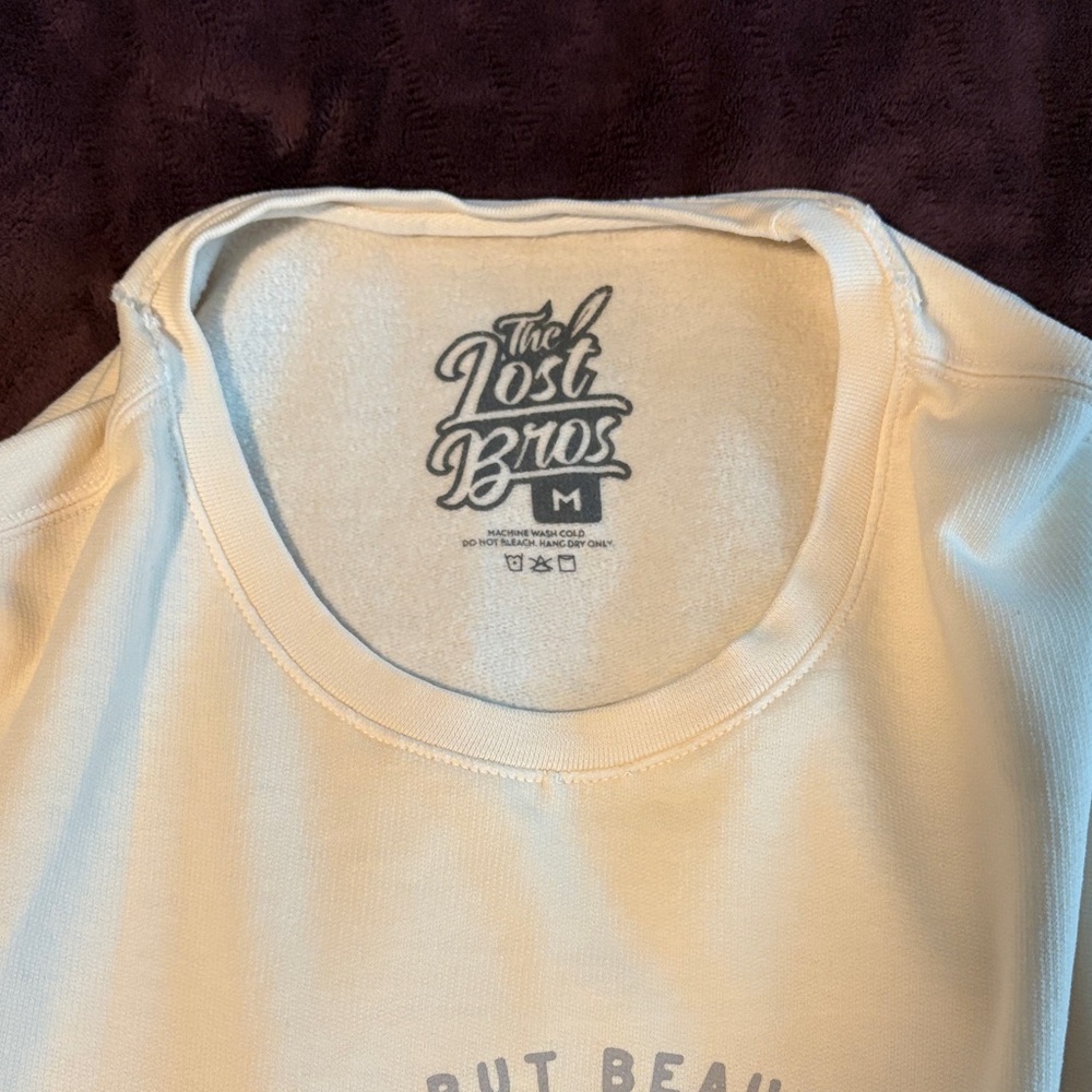 The Lost Bros Cousins Beach Cream Sweatshirt 🌊❄️ - Picture 2 of 5